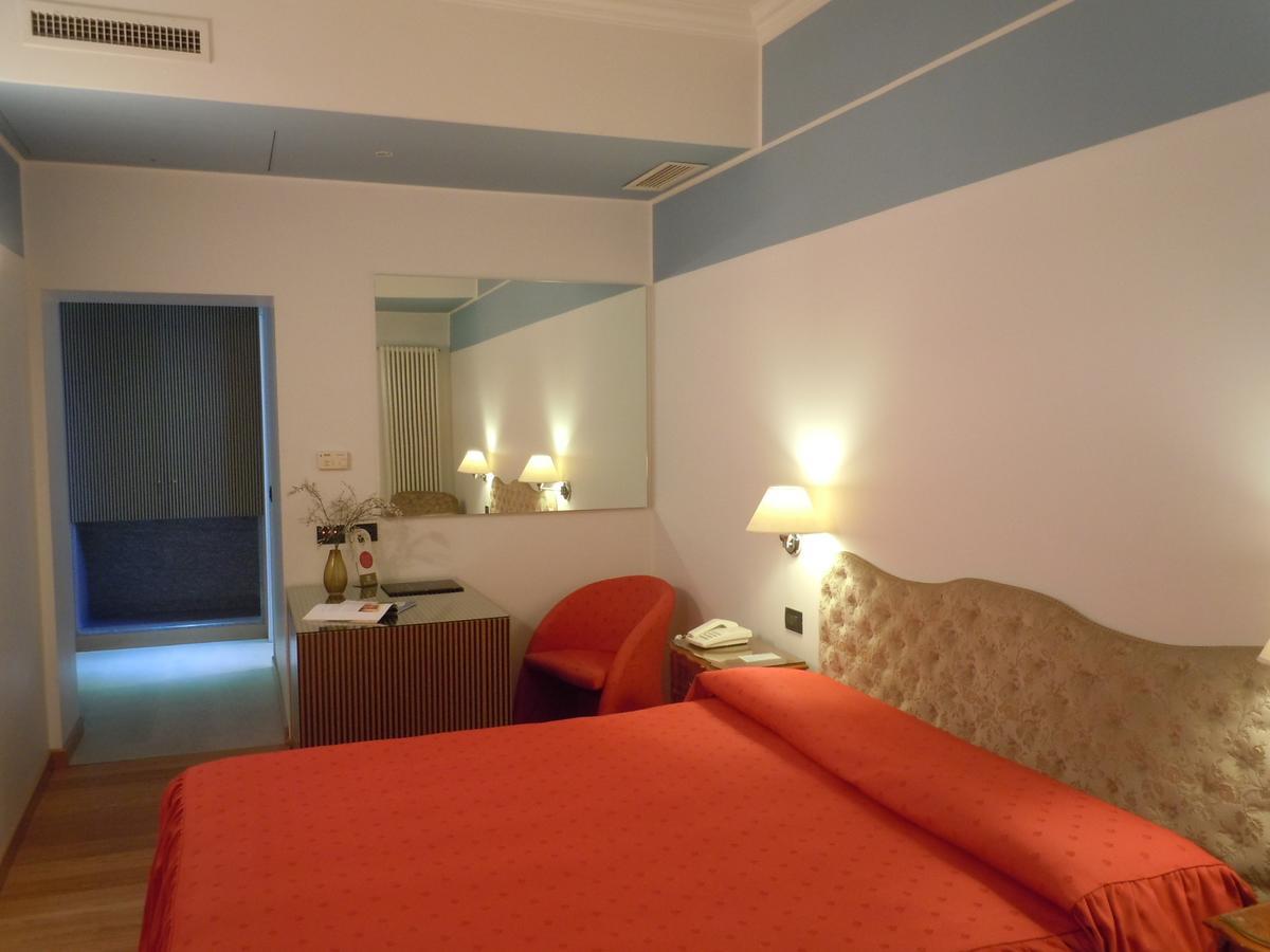 Hotel Metropole Suisse Όπως Εξωτερικό φωτογραφία